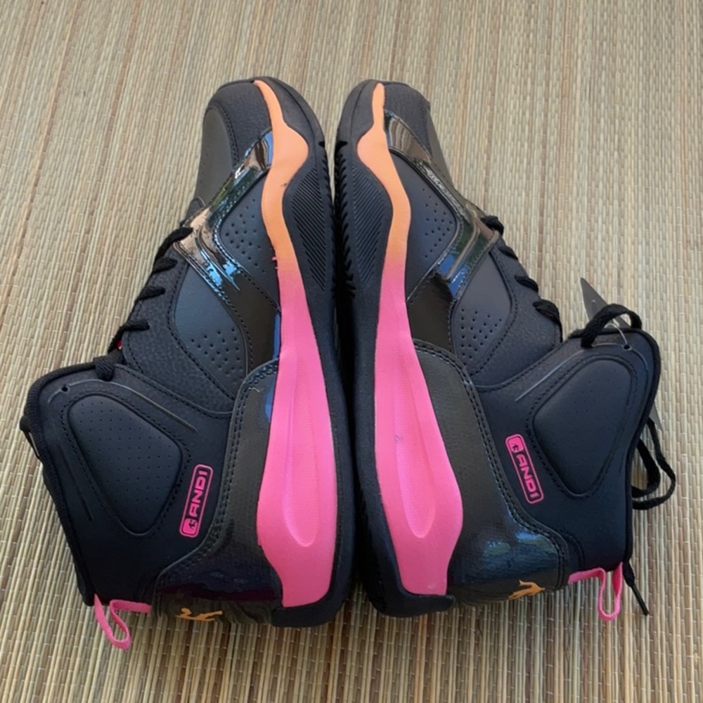 And1 Odor  Control Women’s High-Top Sneakers Size 10 NWT - Picture 11 of 11